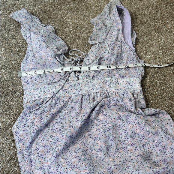 Floral Ruffle Sleeve Maxi Dress ruffle sleeve ditsy floral tiered violet Sz SM - Picture 6 of 9